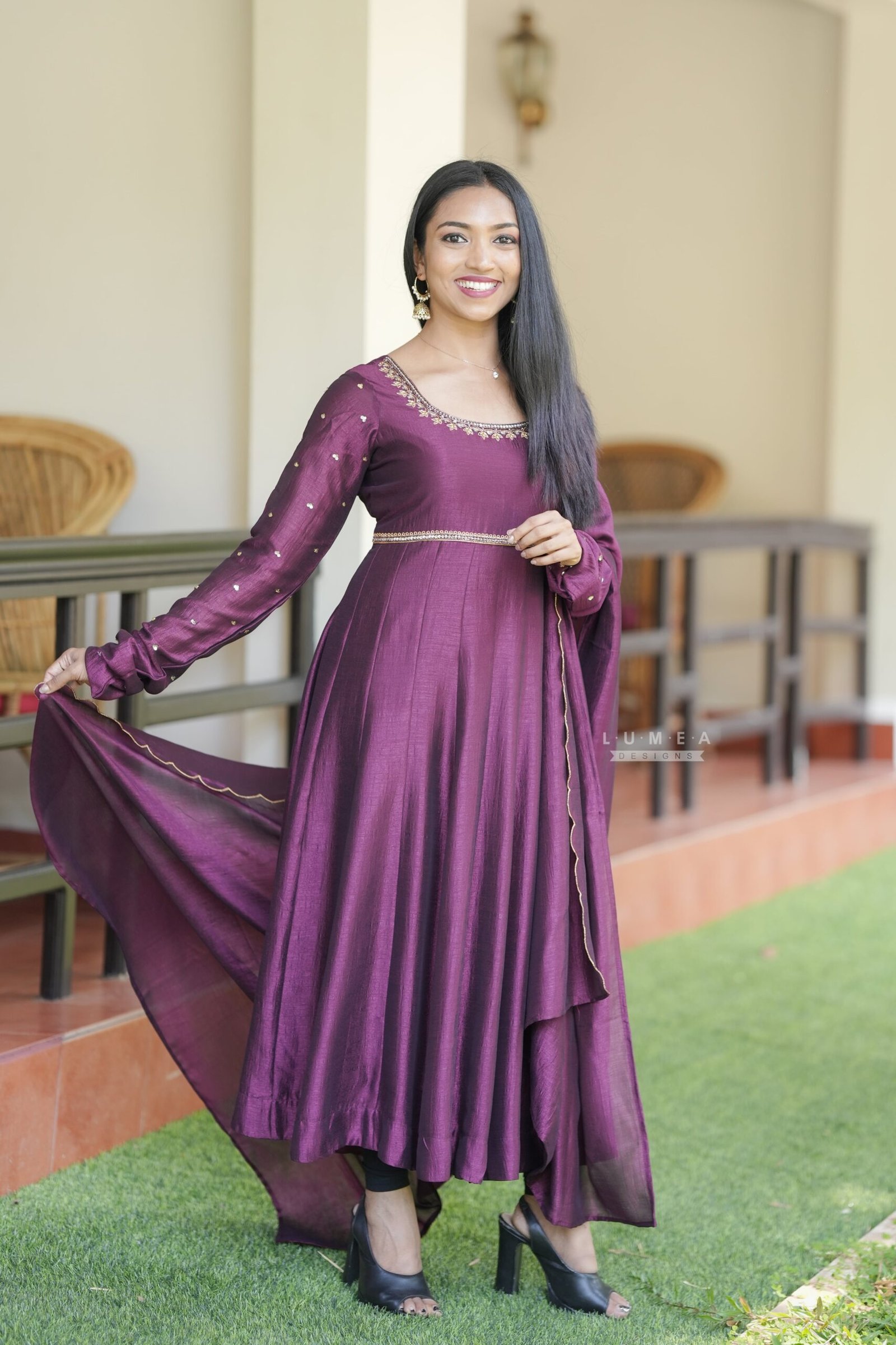 Handworked Panel Cut Kurta with Scallloped Dupatta